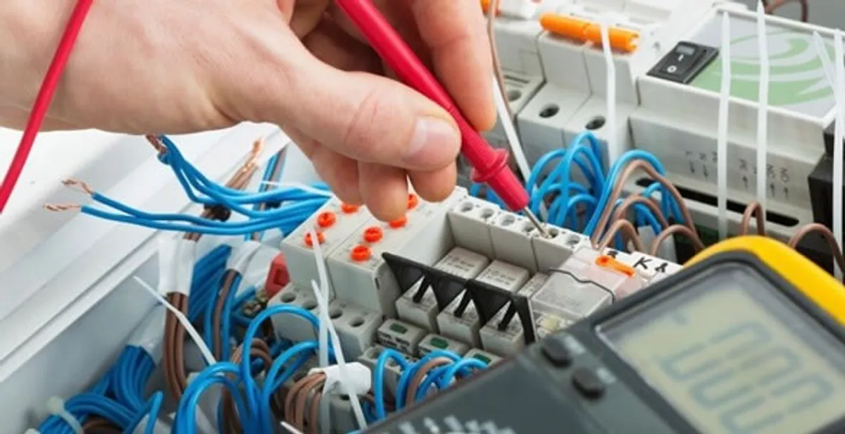 electrical wiring services performing professional electrical system testing in Mountain View, CA
