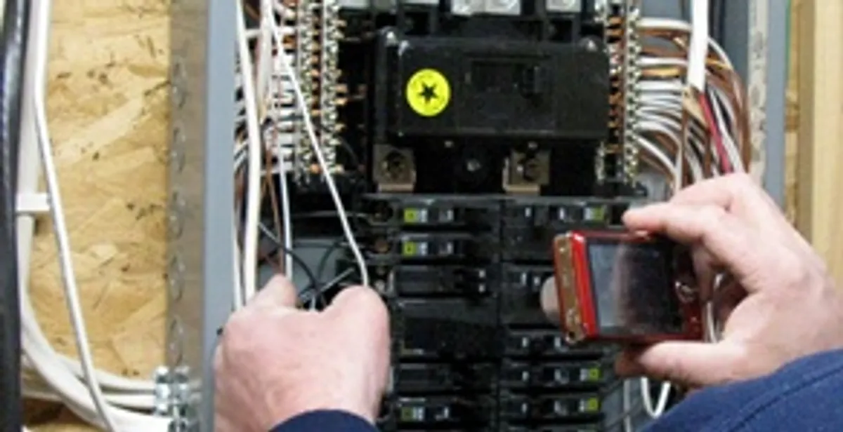 Home electrical inspection of circuit breaker panel by licensed electrician in Mountain View, CA